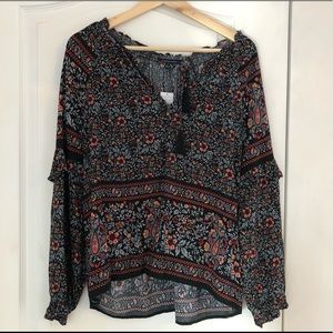 NWT American Eagle Woman’s M Boho Flowy Top